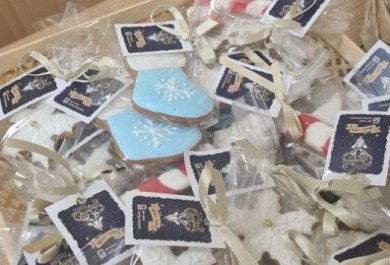 Christmas Cake Market
