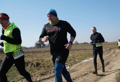 A charity Green Shoelace Half Marathon - Aliplast Running Team