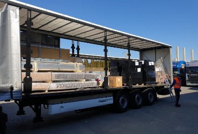 Delivery of donations - Profils Systèmes from France