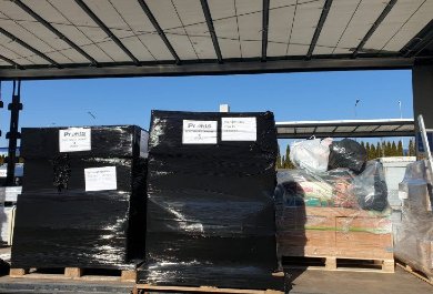 Delivery of donations - Profils Systèmes from France