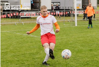 502631495_1567923697695265_6488985078515454606_n